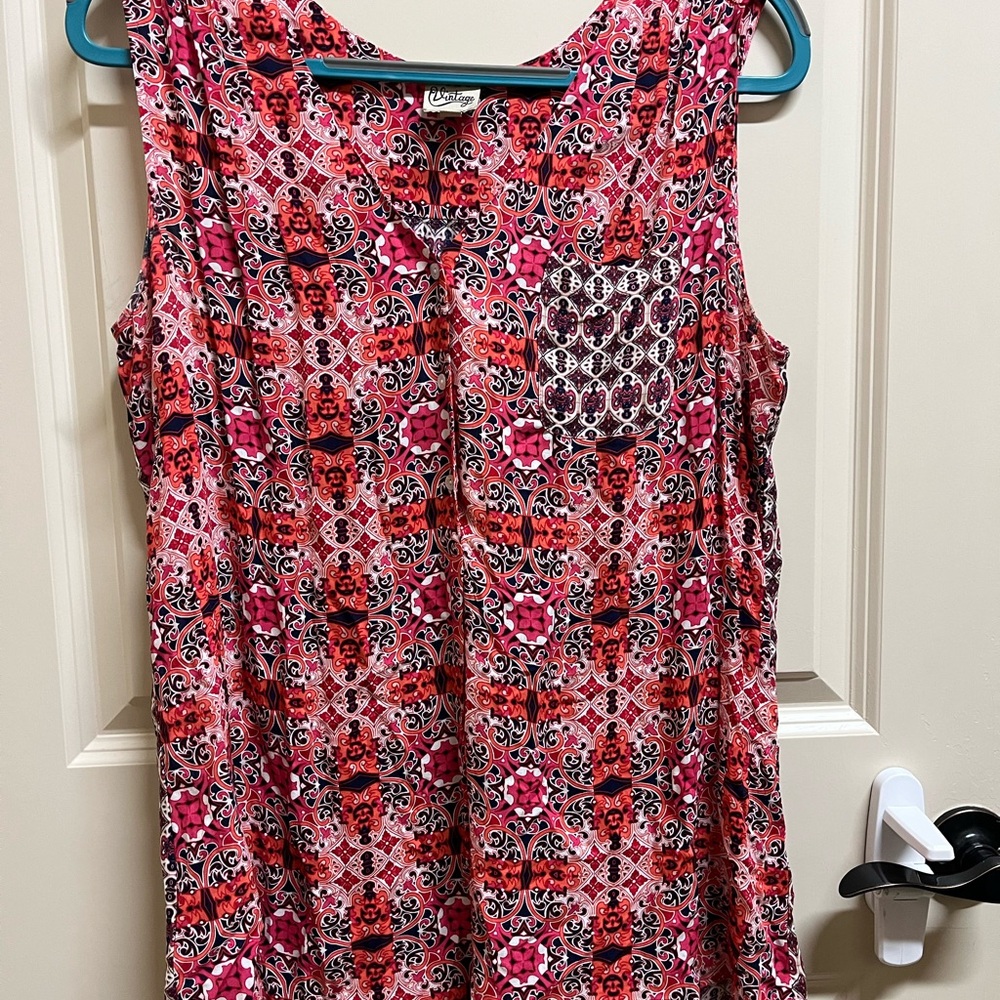 Como Vintage Red and Pink Sleeveless Tank Top